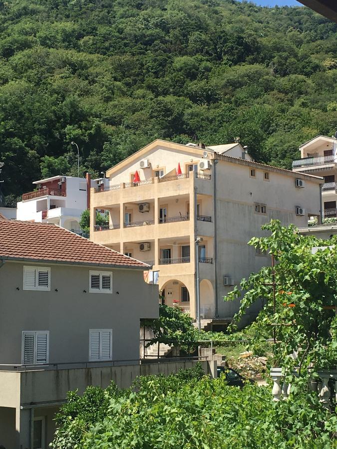 Apartments Manojlovic Budva Eksteriør bilde